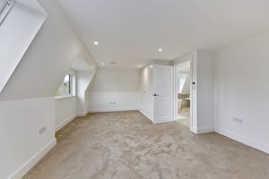 Bedroom- click for photo gallery